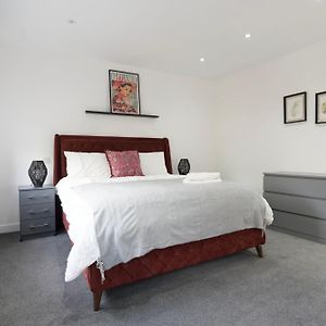 Appartement de Luxe à 3 Chambres à Coucher