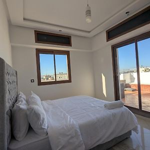 Appartement à 3 Chambres à Coucher