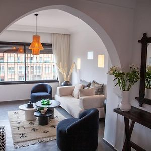 Appartement à 2 Chambres à Coucher