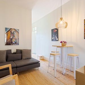 Appartement à 2 Chambres à Coucher