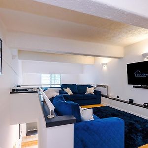 Appartement à 2 Chambres à Coucher