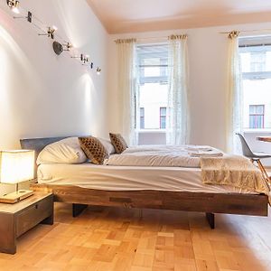 Appartement à 2 Chambres à Coucher