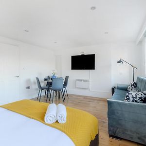 Studio de Luxe