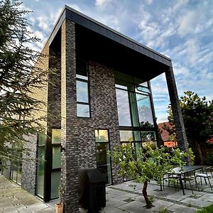 Villa à 3 Chambres à Coucher