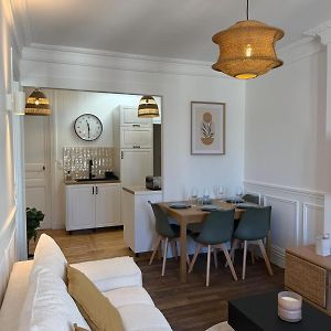 Appartement à 2 Chambres à Coucher