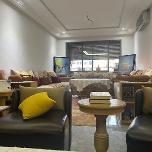 Appartement à 3 Chambres à Coucher