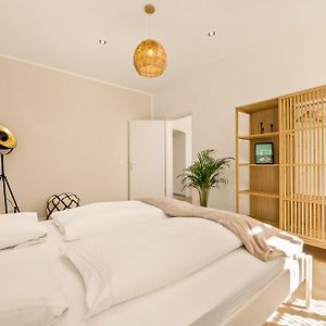 Appartement à 2 Chambres à Coucher