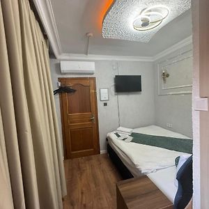 Chambre Budgétée Lit King-Size
