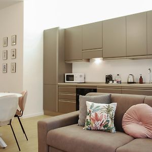 Appartement à 2 Chambres à Coucher