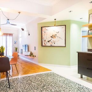 Appartement à 3 Chambres à Coucher
