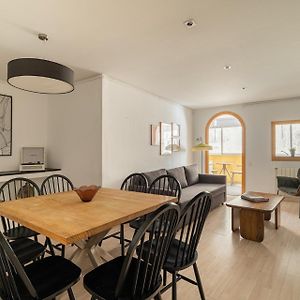 Appartement à 3 Chambres à Coucher
