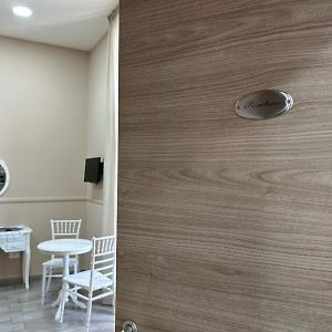 Chambre Standarde Lit Queen-Size
