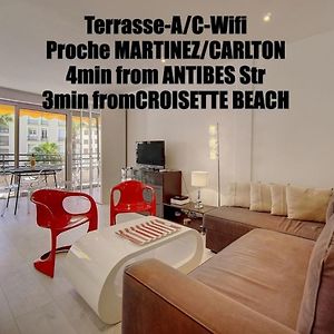 STUDIO MODERNE et LUMINEUX PROCHE CROISETTE A0B132