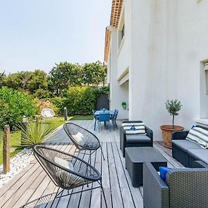 Le Clos - appartement Cassis, jardin 120m2, 2 places parking proche center et mer