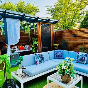Meezee Pearl Double Bed Lodge With Free Parking