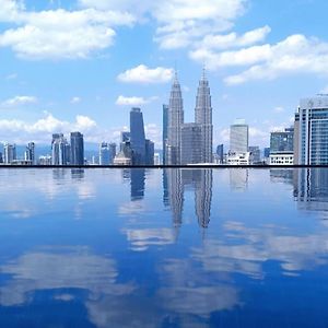 The Luxe Klcc By Service Suites