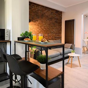 Appartement à 2 Chambres à Coucher