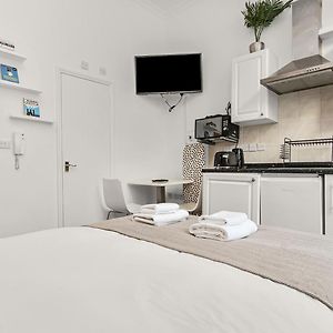 Studio Standarde