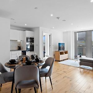 Appartement à 2 Chambres à Coucher