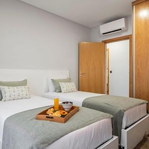 Appartement à 2 Chambres à Coucher