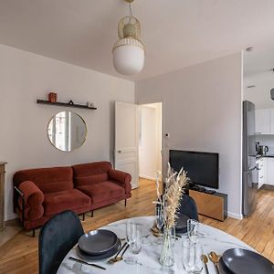 Appartement à 2 Chambres à Coucher