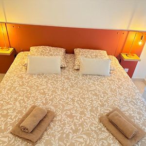 Les 3 Iles Appartement 2 Pieces Climatise A 50 M Des Plages