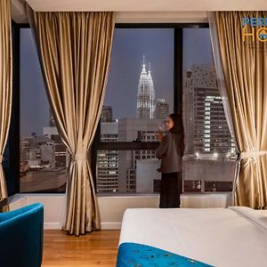 Suite à 2 Chambres à Coucher