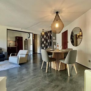 Appartement à 2 Chambres à Coucher