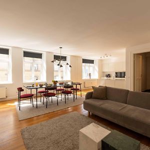 Appartement à 3 Chambres à Coucher