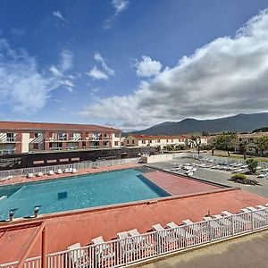 3304-T3 Dans Une Residence Avec Piscine