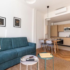 Appartement à 2 Chambres à Coucher
