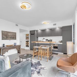 Appartement à 2 Chambres à Coucher