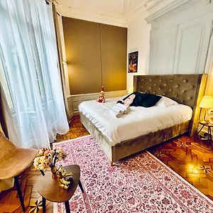 Appartement à 3 Chambres à Coucher