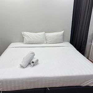 Appartement de Luxe à 3 Chambres à Coucher