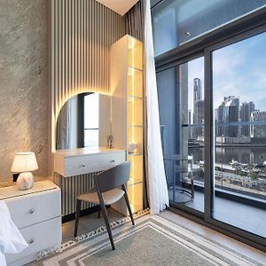 Appartement à 2 Chambres à Coucher