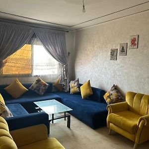 Appartement à 2 Chambres à Coucher
