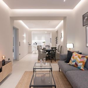 Appartement à 2 Chambres à Coucher