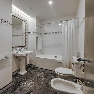 Chambre Lit Queen-Size