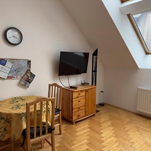 Gozsdu Spacious Apartment
