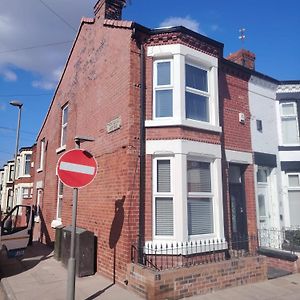 39 Cowley Road