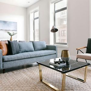 Appartement à 3 Chambres à Coucher