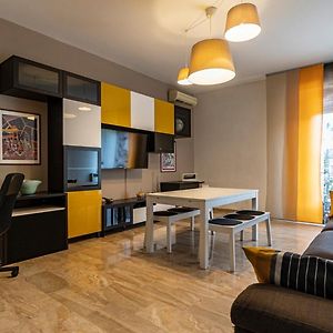 Appartement à 2 Chambres à Coucher