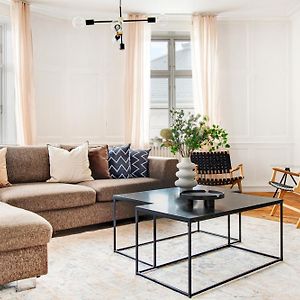 Sanders Square - Spacious Six-Bedroom Apartment Near Amalienborg