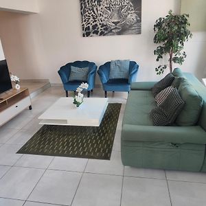 Bel Appartement Confortable Mons