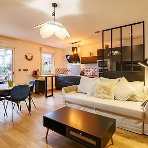 Le Saint Cyr - Bel Appartement, Parking & Terrasse