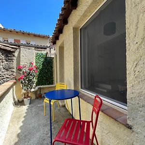 Studio Avec Terrasse Sur Cour, Authentique, Calme