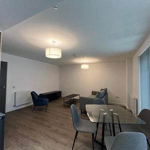 Appartement à 2 Chambres à Coucher