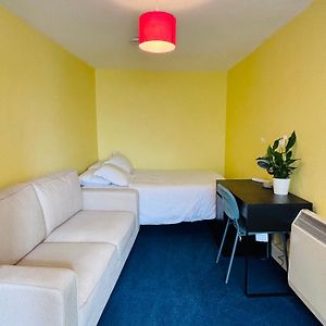 Appartement à 3 Chambres à Coucher