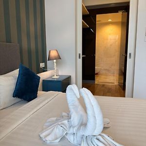 Appartement à 2 Chambres à Coucher