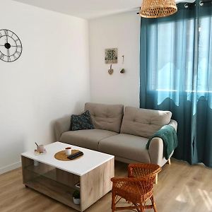 Appartement à 3 Chambres à Coucher